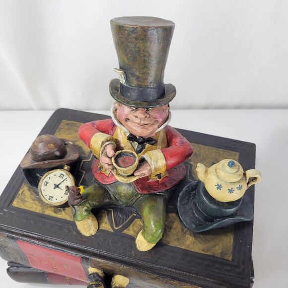 Rare Alice in Wonderland Sculpture Figurine Book Worms The Penny Whistle Group - Picture 3 of 16